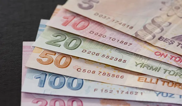Üç Şirketten Hissedarlarına Kâr Payı Müjdesi! Temettü Oranları ve Yeni Fiyatlar Açıklandı