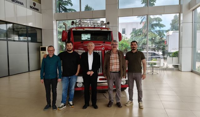 Scania Bayisinde Çay Eşliğinde Ticaret Sohbeti: “Piyasa Sıkıştı, Umut Var”