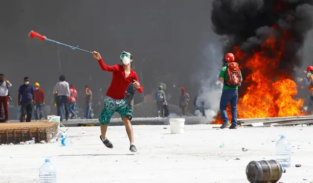 Taksim'de Gezi'nin 12. Yılında 'Duran Adam' Eylemine Müdahale: 21 Gözaltı