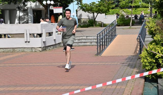 KTÜ’de Oryantiring Heyecanı: “Zamanla Yarış” ve “Rota Kraliçeleri” Kupaları Kaldırdı