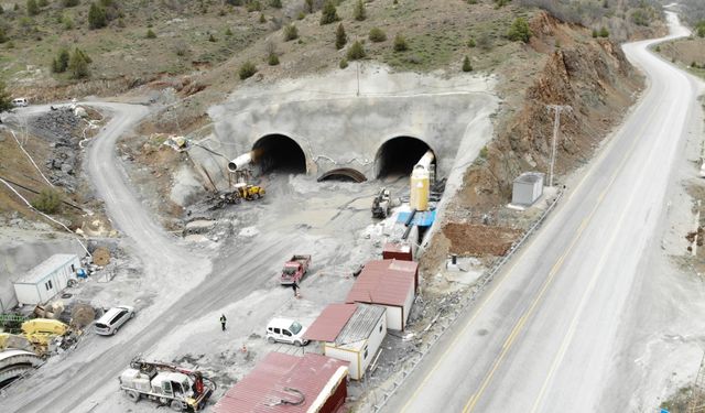 8 Yıldır Bitmeyen Tünel: Pekün Dağı Tüneli Vatandaşı Bekletiyor!