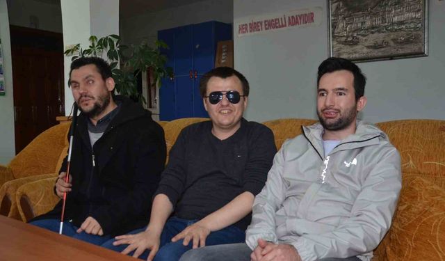 Görme engellilerin banka ve noter çilesi