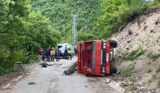 Artvin'de iş makinesi kaza yaptı: 1 ölü