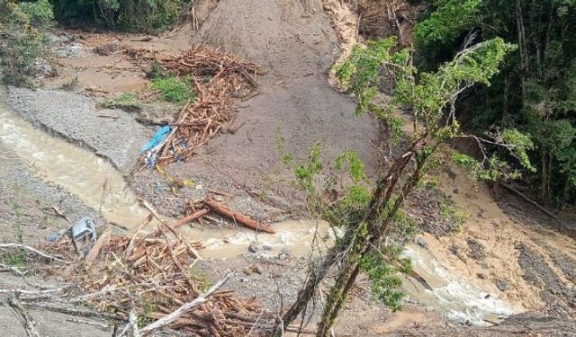 Endonezya’da altın madeninde heyelan: 1 ölü, 19 kayıp