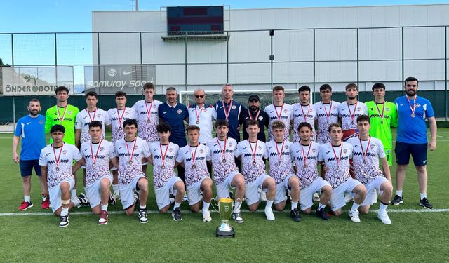 KCT 1461 Trabzon U17 Takımı Türkiye 3’üncüsü