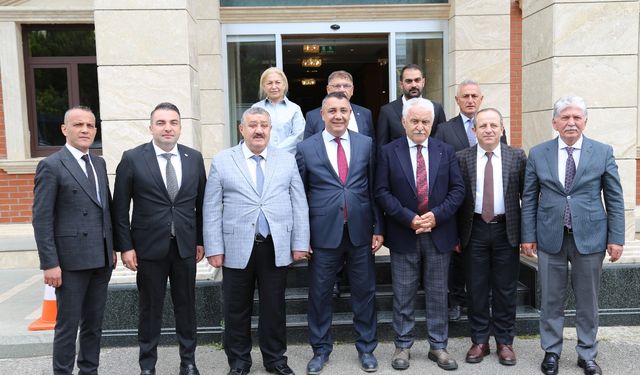 O Buluşmada Sadece Ziyaret Değil, Birlik Mesajı da Vardı