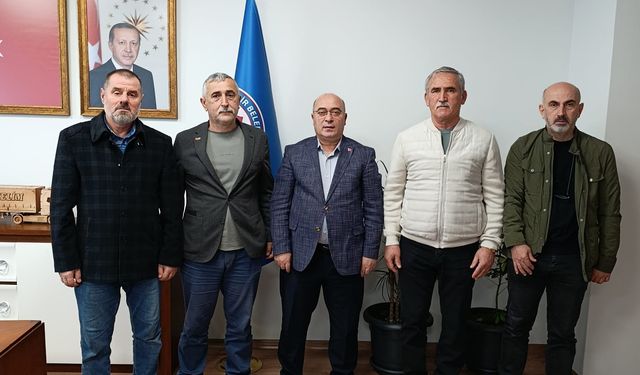 Trabzon'daki emekli polisler taleplerini siyasi parti ayrım yapmadan ziyaretler yaparak dile getiriyorlar