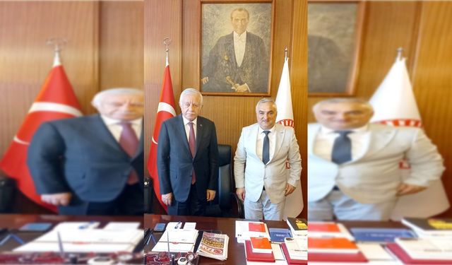Celal Adan’dan net mesaj: “Sorunsuz Türkiye’ye karşı olmak, ihanetlerin en büyüğüdür”