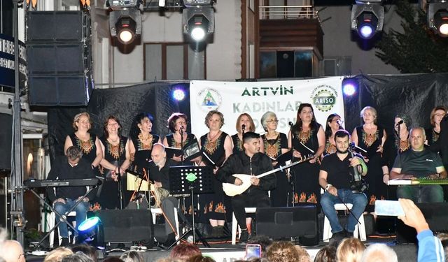 Artvin Kadınlar Korosu’ndan Unutulmaz Gece