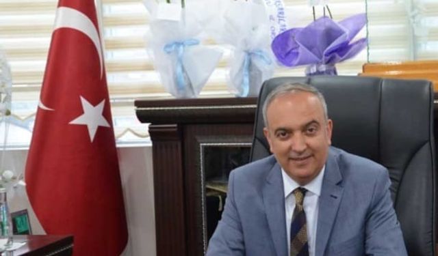 Borçka’da Siyaset Isındı: “Evimi Sattım” Diyen Başkanla Vekil Arasında Restleşme