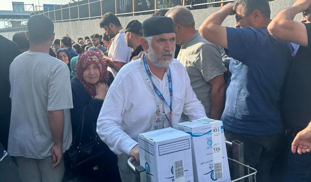 Kutsal topraklarda hac ibadetini tamamlayan hacılar yurda dönüyor
