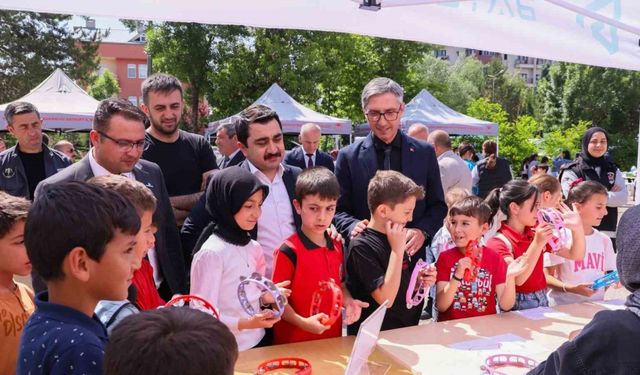 Bayburt’ta 2 gün sürecek ’Bilimin Işığında Bayburt Bilim Şenliği’ başladı