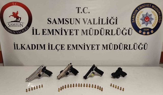 Samsun’da 2 kişi ruhsatsız silahlarla yakalandı