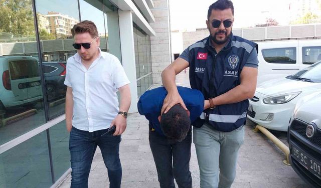 Samsun’da kafeden cep telefonu çalan zanlı, polis tarafından yakalandı