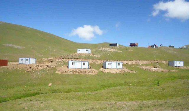 Yaylayı bir gecede konteynerler ile doldurdular