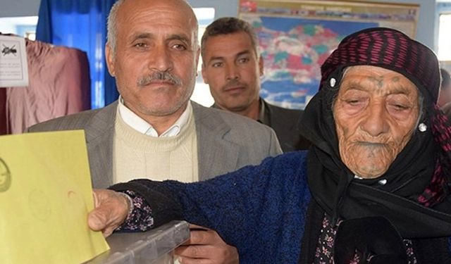 Türkiye'nin En Yaşlı Kadını Hodi Gürkan 131 Yaşında Hayatını Kaybetti