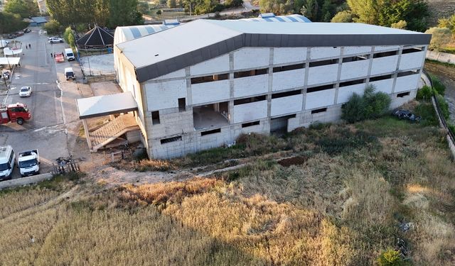 Giresun Yüzme Havuzuna Kavuşamadı! 7 Yıldır Tamamlanamıyor