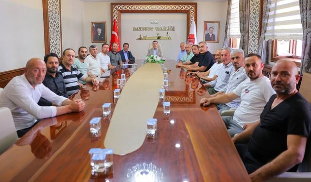 Bayburt’ta Servis Şoförlerine Yönelik Bilgilendirme Toplantısı Düzenlendi