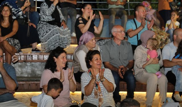 Geçmişten Geleceğe Kültür Köprüsü Akçaabat’ta Türkü Akşamları