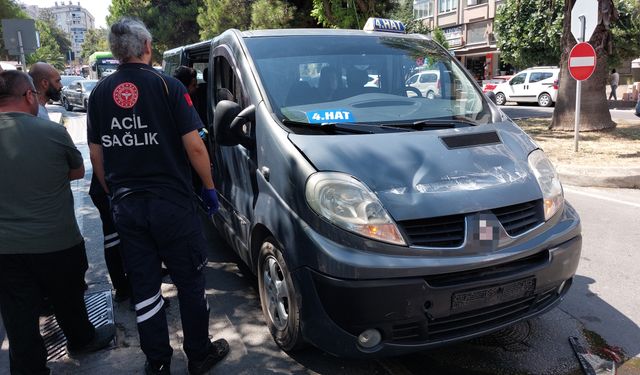 Samsun'da Dolmuşla Kamyon Çarpıştı! Yaralılar Var