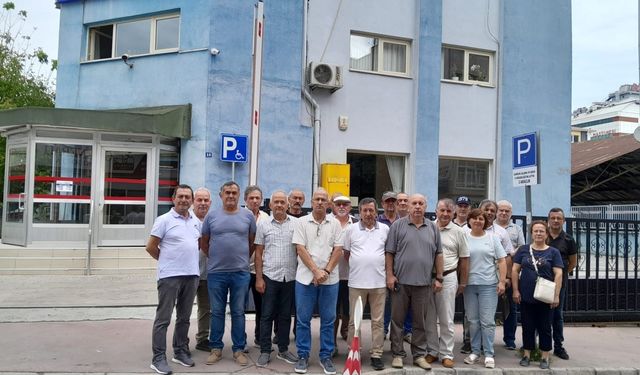 Emekli Astsubaylardan İŞKUR'a İş Başvurusu