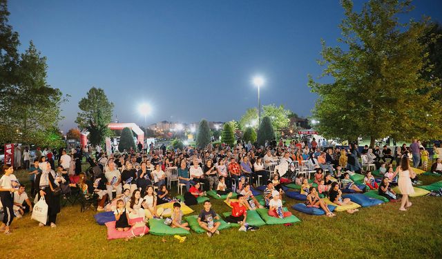 Açık Havada Sinema Keyfi! Samsun'da Etkinlikler Sürüyor