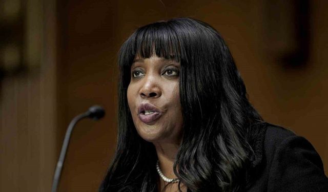 Fed Yönetim Kurulu Üyesi Cook, Trump’a kendisini görevden aldığı için dava açacak