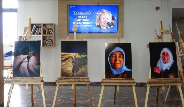 Ümit Gelgel’in sergisi, hastaneye renk katıyor. Yörük kültürü buluşturuyor
