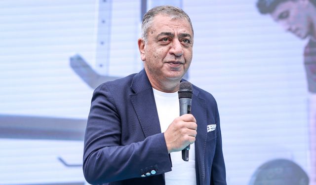 Derviş Köz Trabzon Fan Fest’te! Meydan'da Eğlence