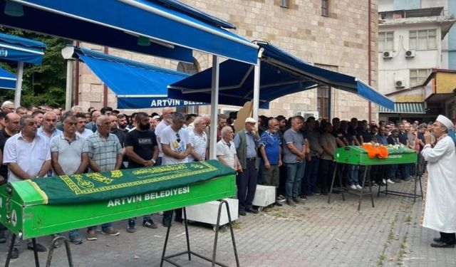 Artvin’de Hüzün Dolu Gün: Genç Baba ve Yaşlı Çınar Uğurlandı