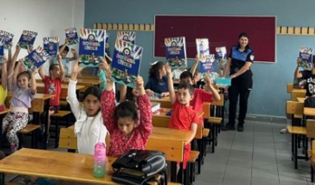 Trabzon’da Öğrencilere Polislik Mesleği ve 112 Acil Çağrı Sistemi Tanıtıldı
