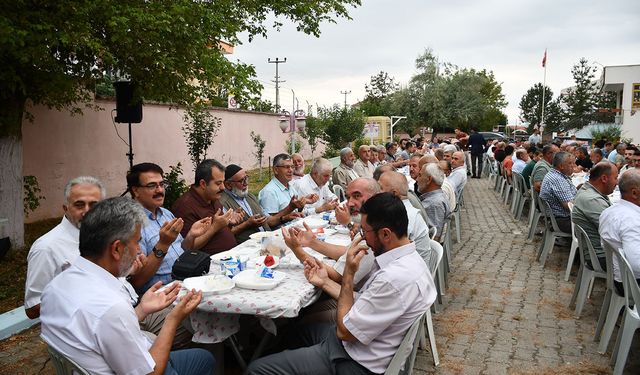 İmam Hatip Mezunları Pilav Gününde Buluştu