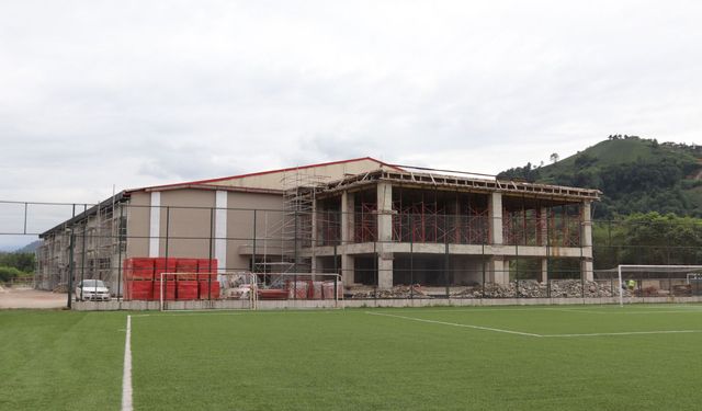 "İyidere Dursun Ali Erbaş Spor Salonu Yenileniyor: Bölgenin Spor Cazibe Merkezi Olacak"