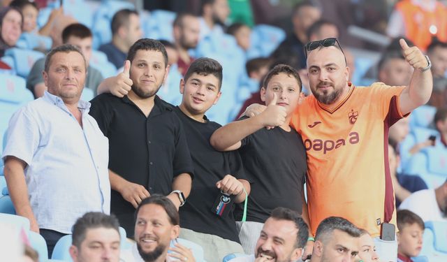 Karadeniz Derbisinde Heyecan Zirvede: Trabzonspor 4’te 4 Peşinde, Biletler Tükendi!