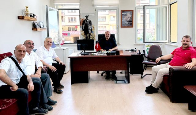Hemşehrilerinden Başkan Özdemiroğlu’na Destek