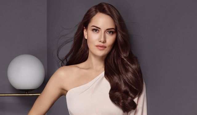 Fahriye Evcen'in Son Paylaşımları Sosyal Medyayı Salladı