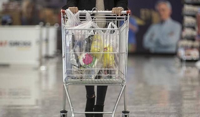 Marketler Pazar Günü Kapatılacak Mı? Karar Valilerin Elinde