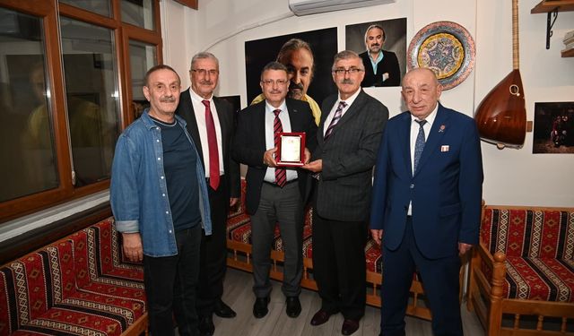 Başkan Genç’ten Volkan Konak Sanat Odası’na Anlamlı Ziyaret