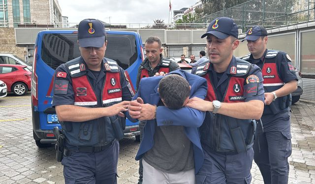 Samsun'da evinde karısını öldüren kişi trafikte yakalandı
