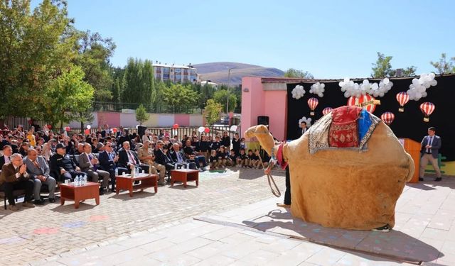 Bayburt’ta İlköğretim Haftası kutlandı