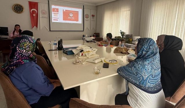 Bayburt’ta kadınlara ‘Kadına Yönelik Şiddetle Mücadele Eğitimi’ verildi