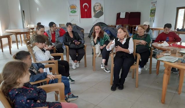 Eğitime destek, doğada etkinlik! "Bir kahvaltı, bir kitap, bir umut"