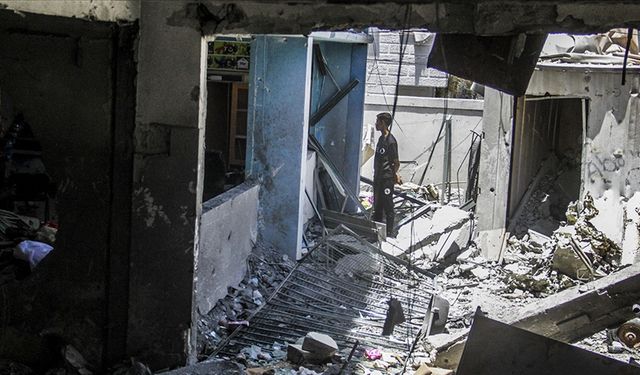 İsrail, Gazze’de sivillerin sığındığı BM’ye ait 3 okulu bombaladı