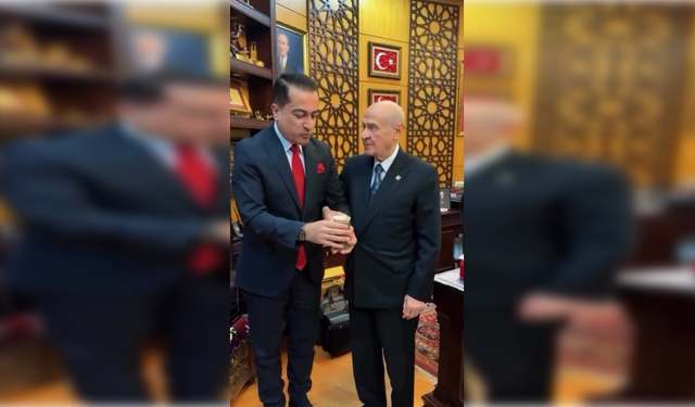 Bahçeli’den Kerkük’ten Gelen Türkmen Vekil Adayına Destek Mesajı
