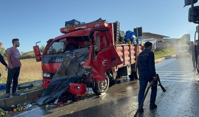 Samsun'da Zincirleme Kaza! Ehliyetsiz Sürücü Karıştı...