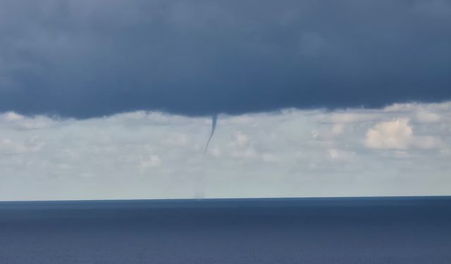 Karadeniz'de Art Arda Hortum! Böyle Görüntülendi...