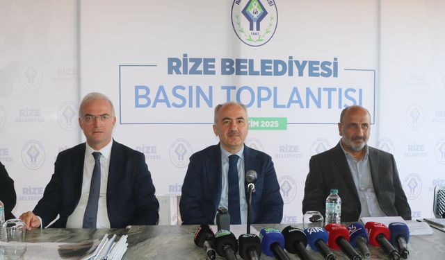 Rize Belediye Başkanı Rahmi Metin, sürdürdükleri çalışmaları değerlendirdi: