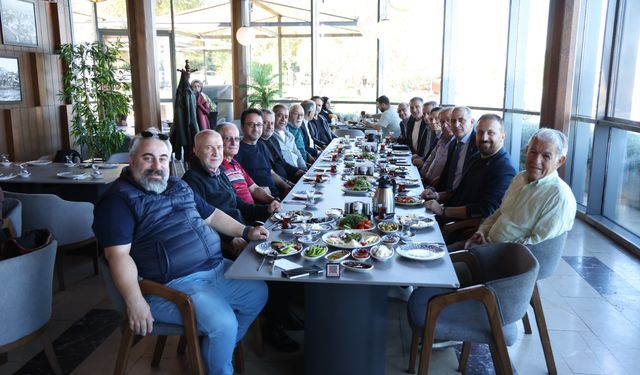 Trabzonspor yönetimi ve kurullar kahvaltıda buluştu