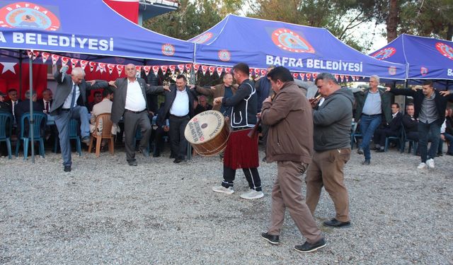 Bafra ilçesinde kırsal mahallede Cumhuriyet'in 102. yılı kutlandı