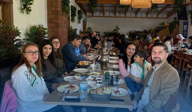 Makine Mühendisleri Odası Trabzon Şubesi Üyeleri Kahvaltıda Buluştu